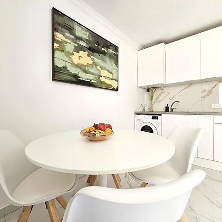 Ada's Nirvana, Heart Of Cristianos Los Cristianos