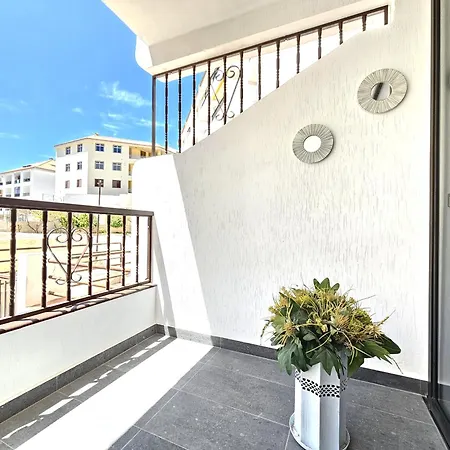 Ada's Nirvana, Heart Of Cristianos * Los Cristianos